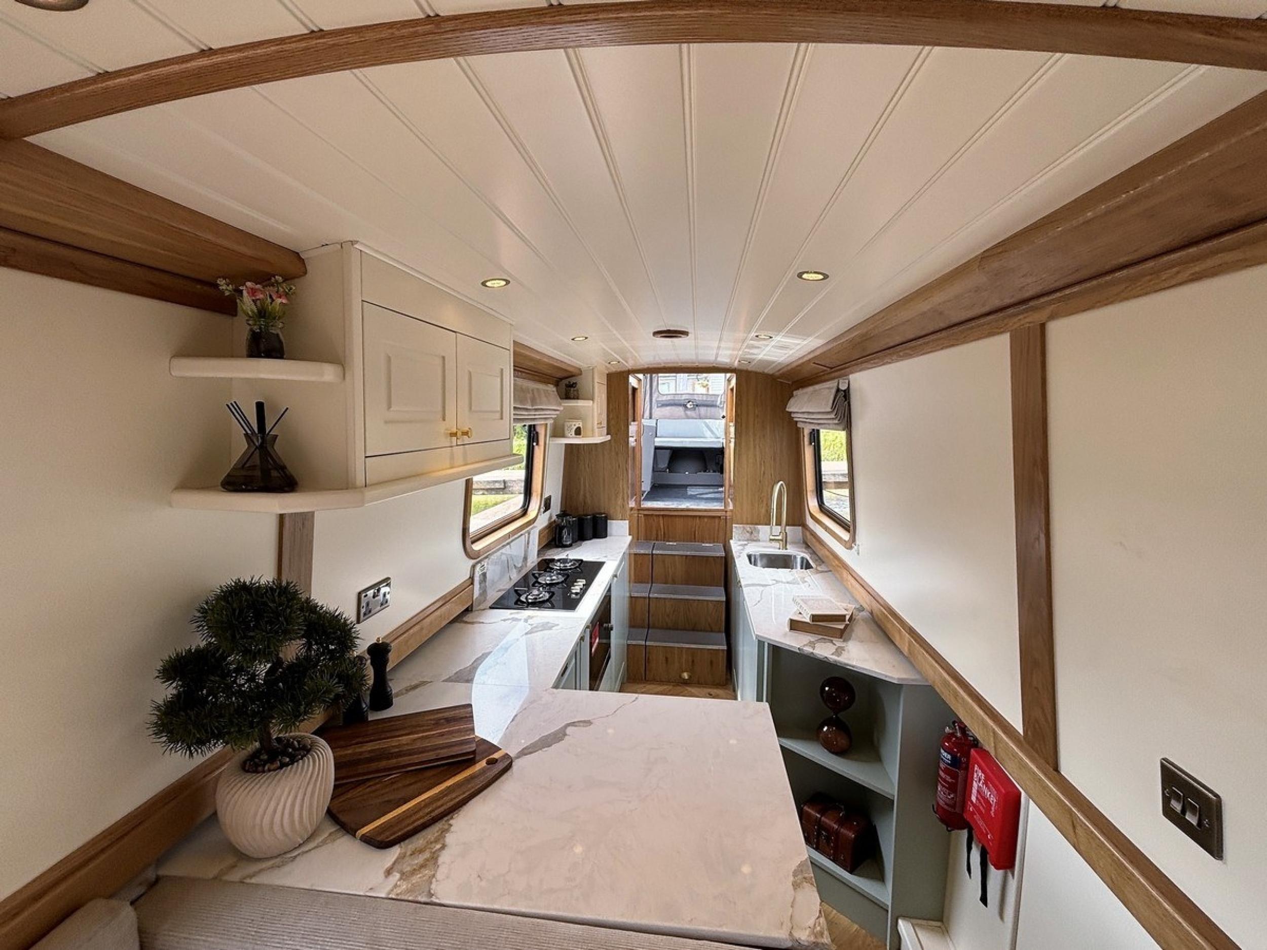 Brand New 62ft Collingwood 24