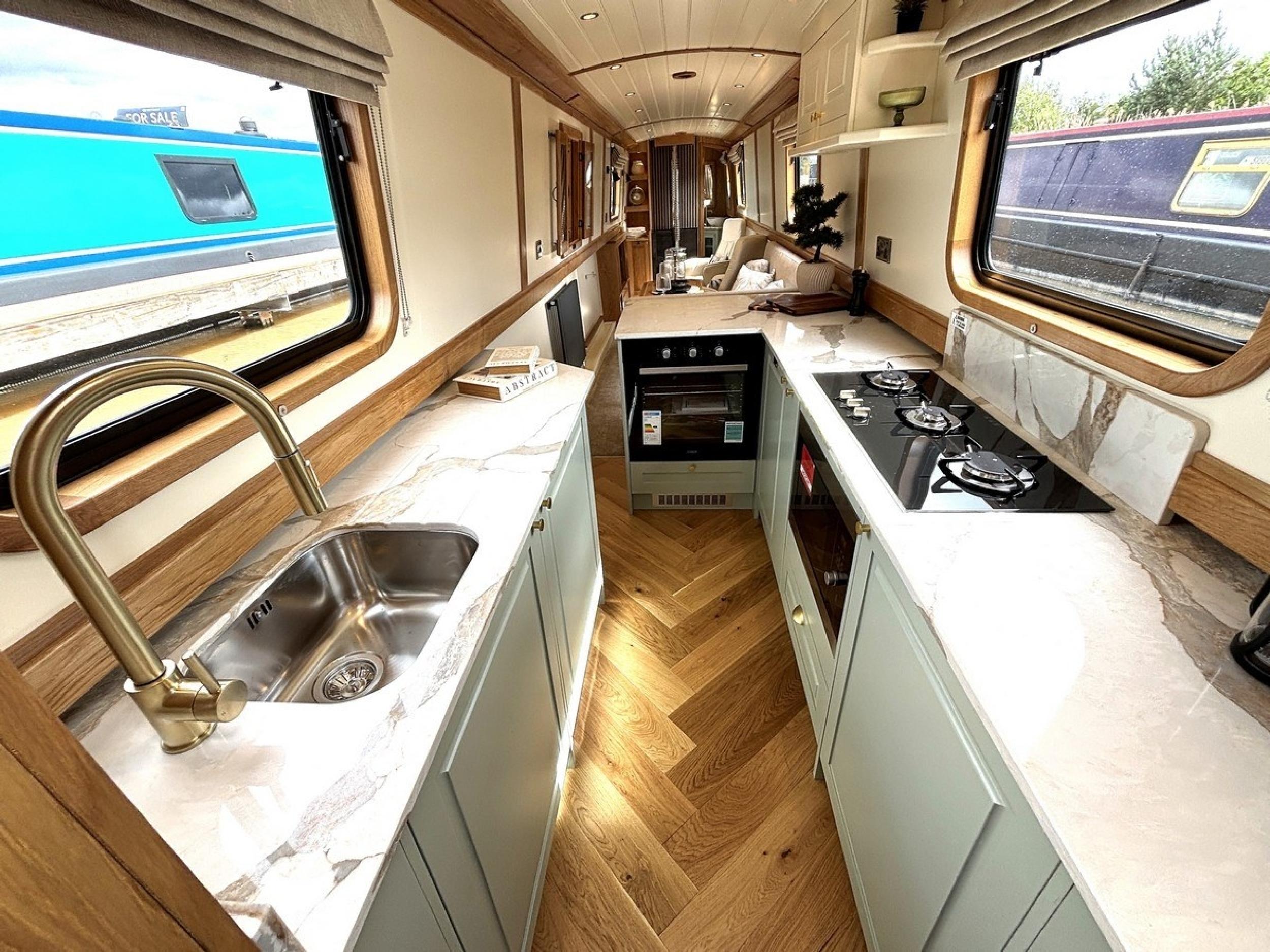 Brand New 62ft Collingwood 23