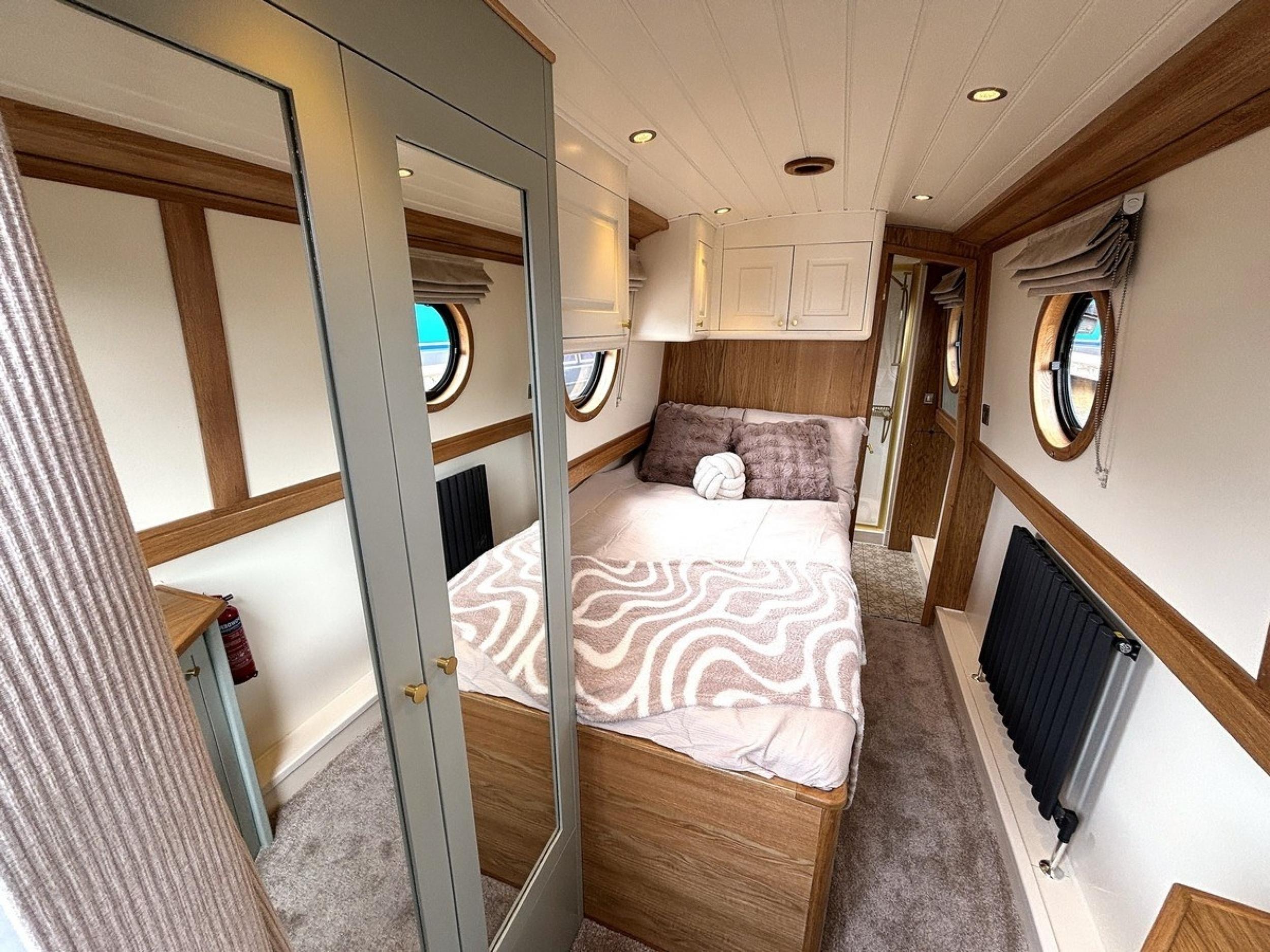Brand New 62ft Collingwood 6