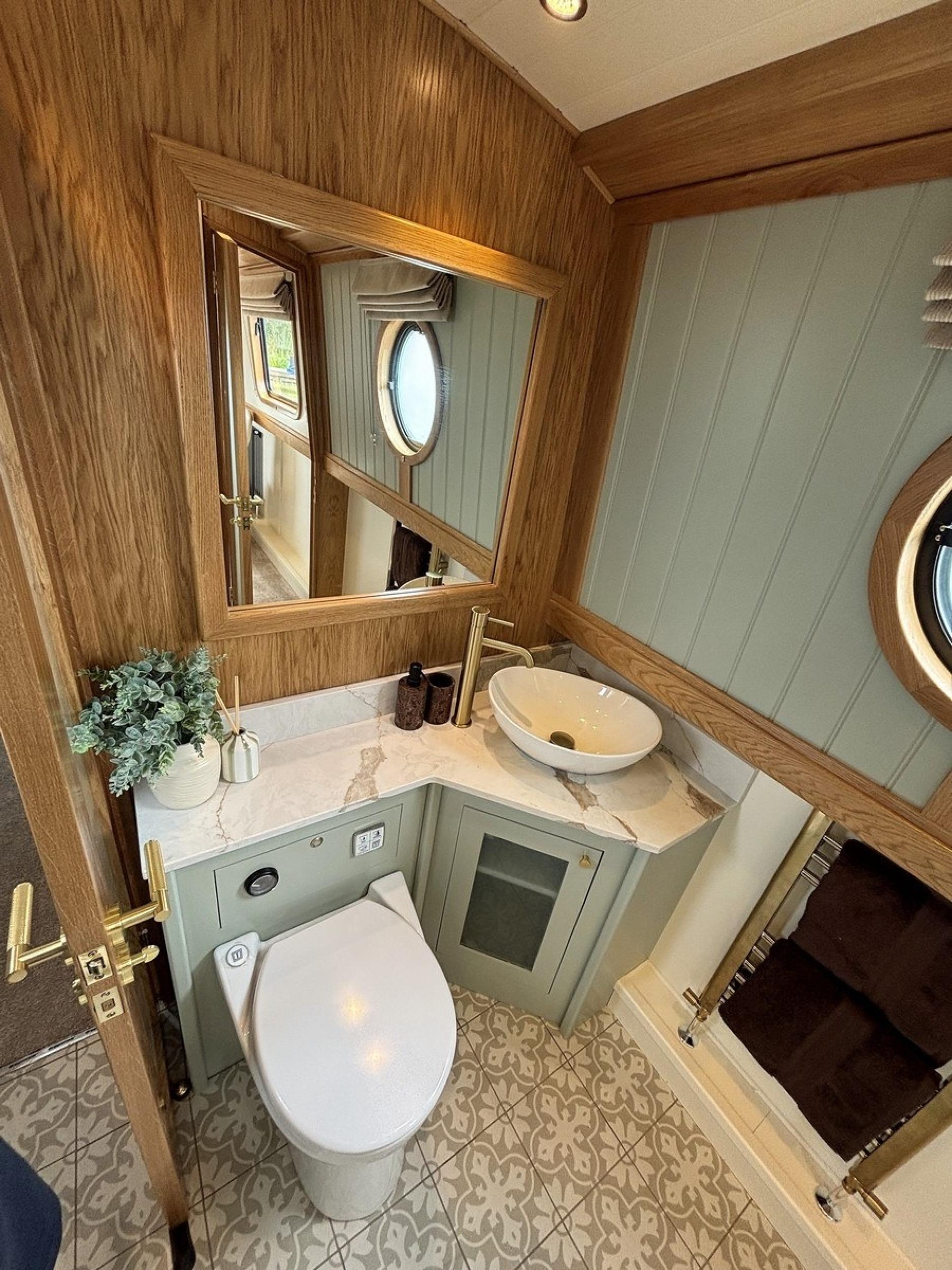 Brand New 62ft Collingwood 2