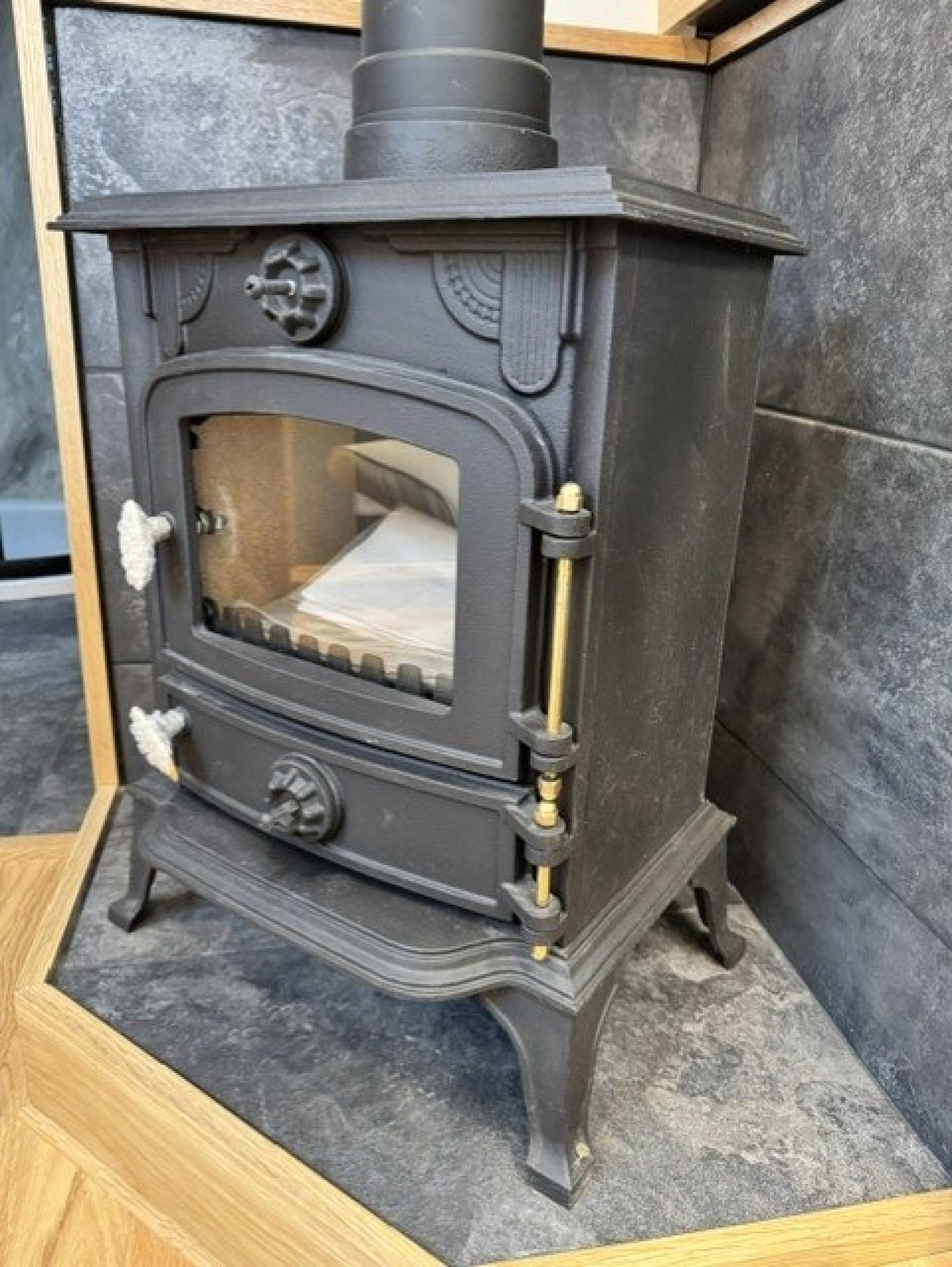 GH Lakeland 57 37