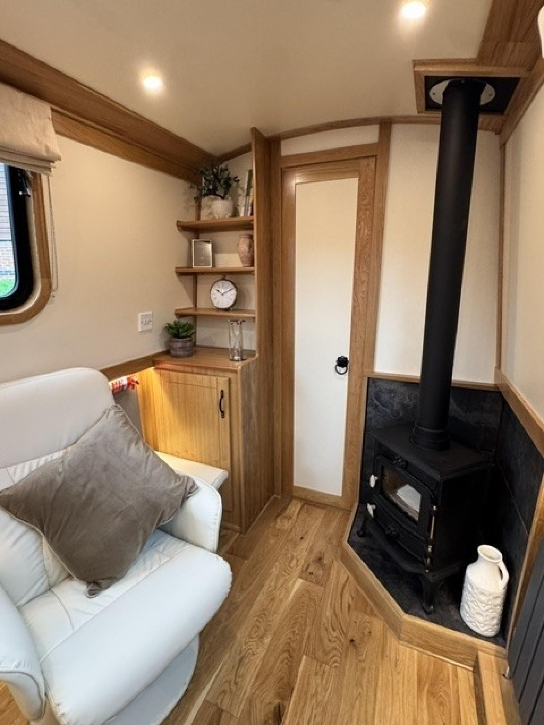 GH Lakeland 57 68