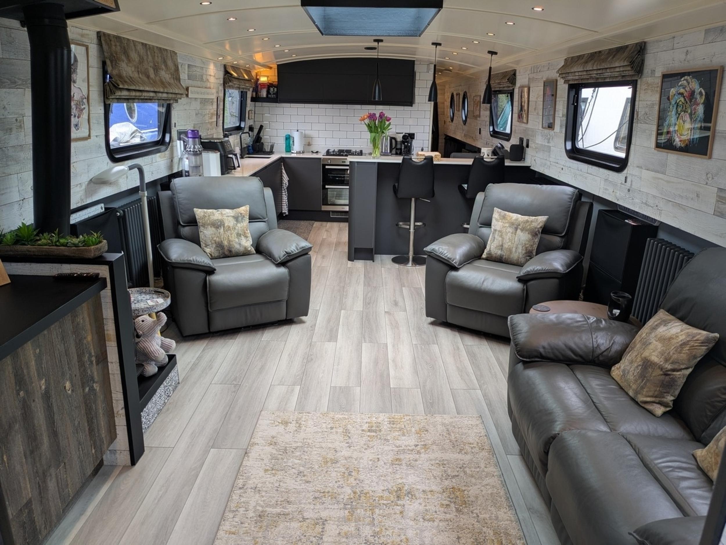 Joanies Ark 27