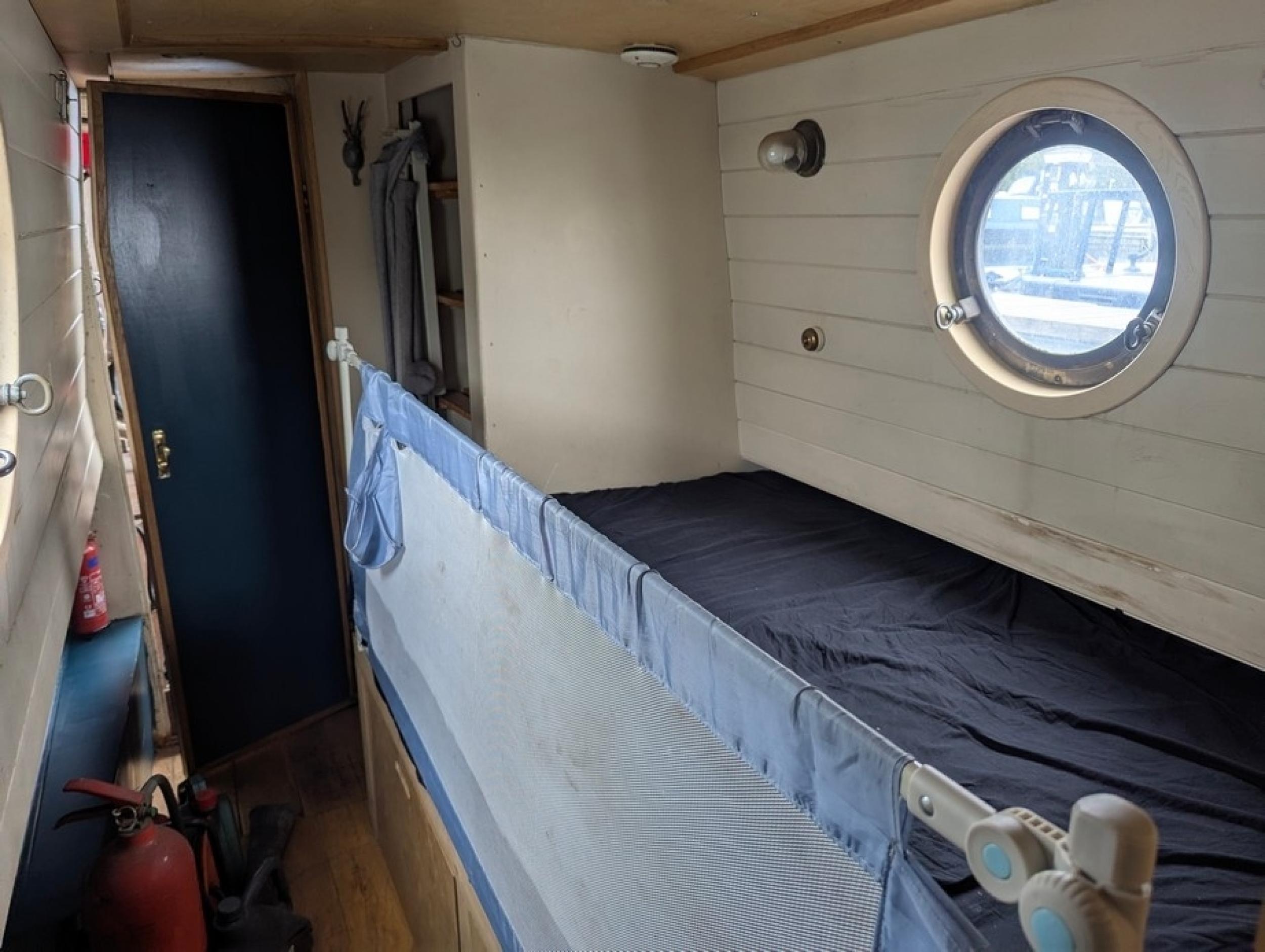 Stornoway 30