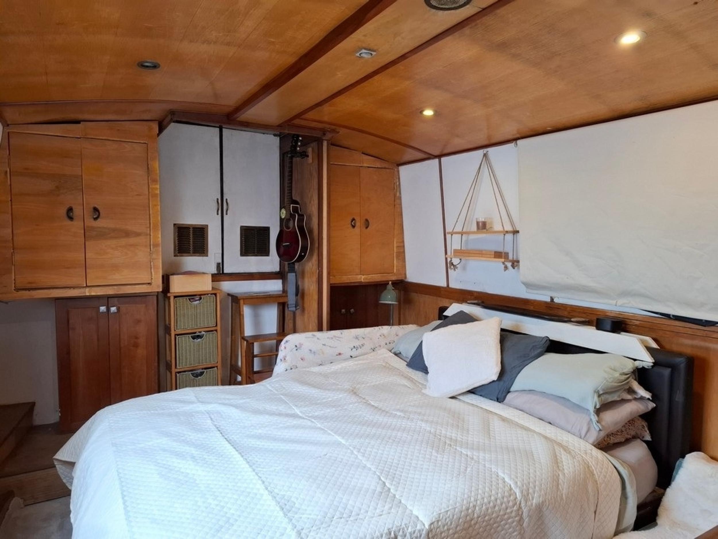 Calypso 25