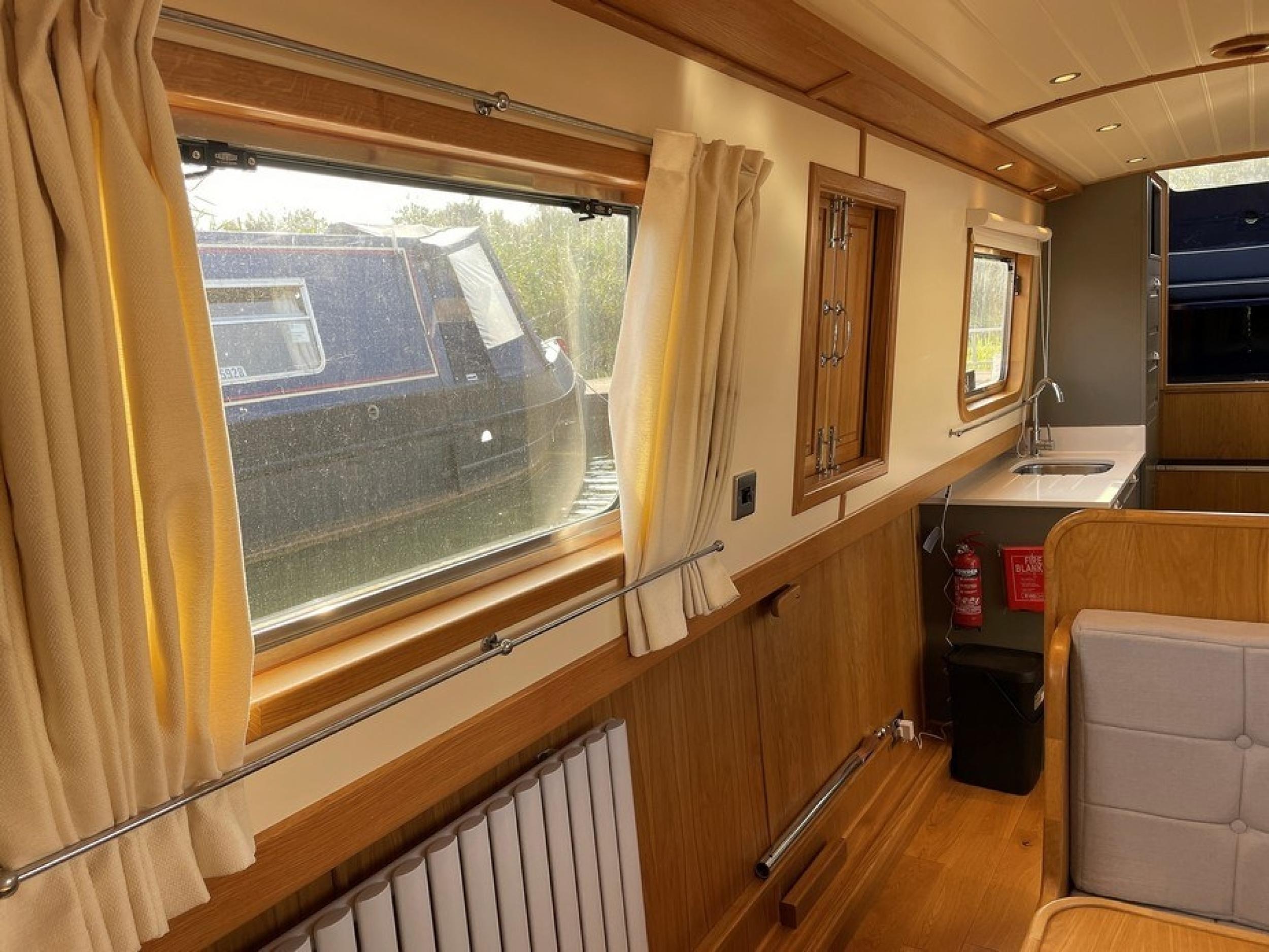 Derry Dasher 28