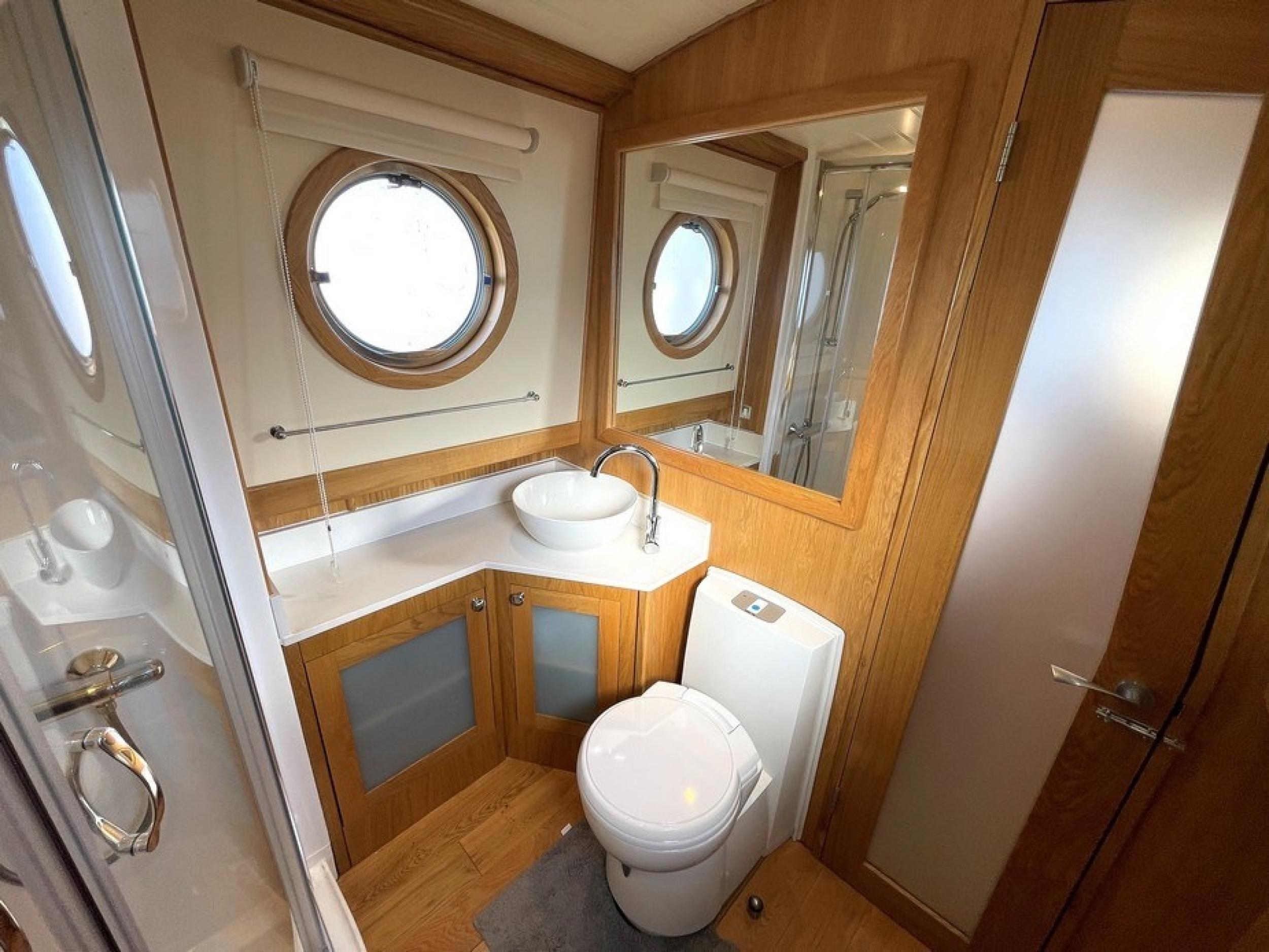 Derry Dasher 36