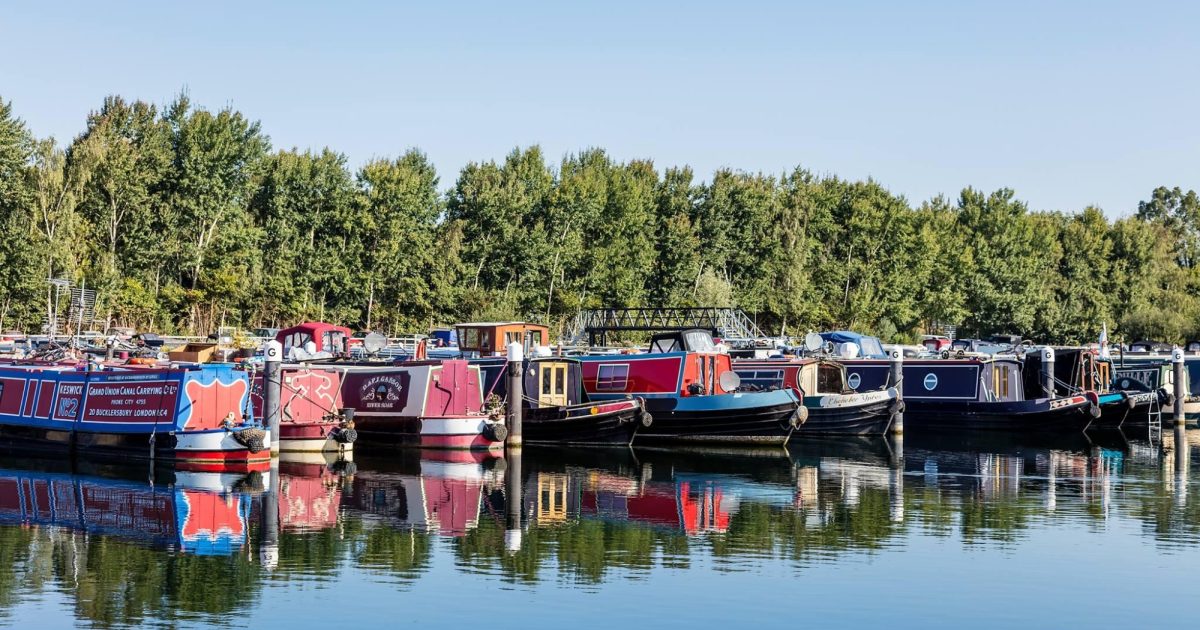 Steel Aweigh 60ft SemiTraditional… Lakeland Leisure Estates