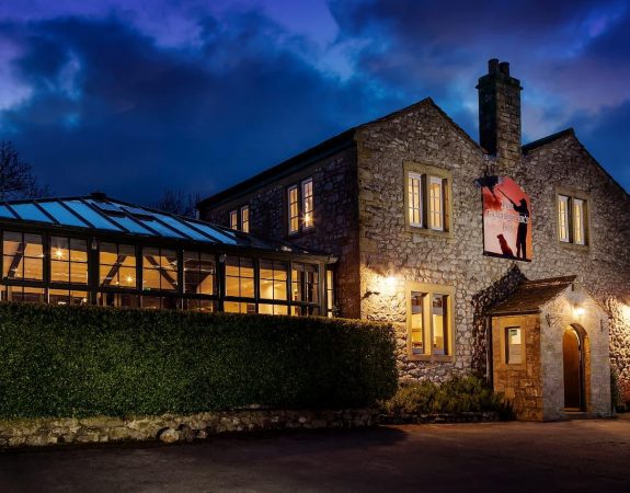 LLE Stay With Us Gamekeepers Inn